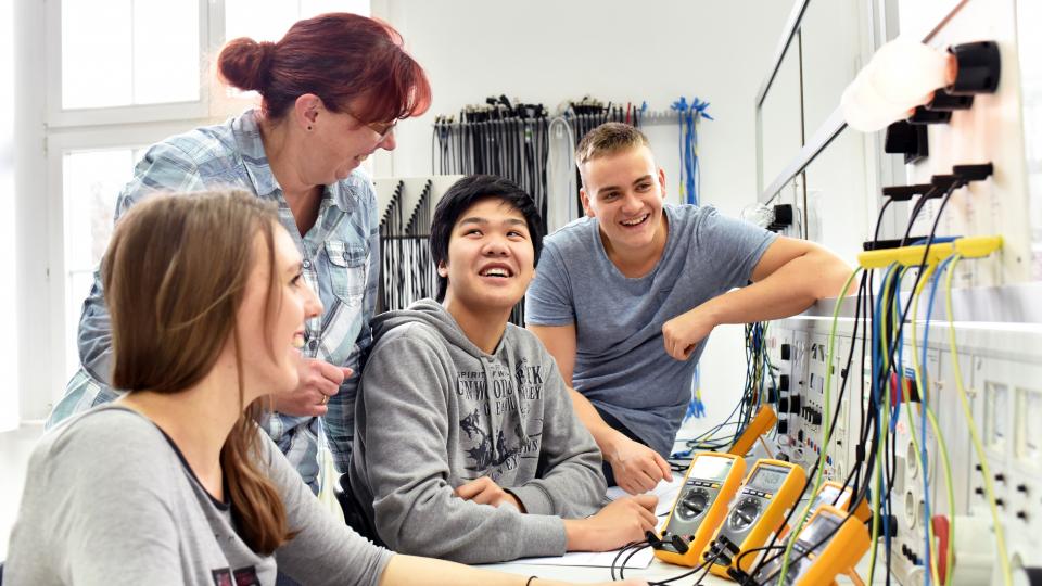 Berufsfachschule Dual